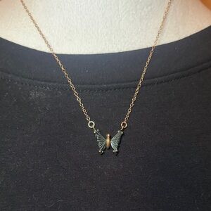 Elegant Butterfly black pendant necklace